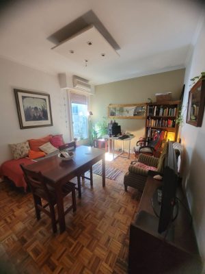 Olivos, 2-Room Functional Apartment. First Home or Investment