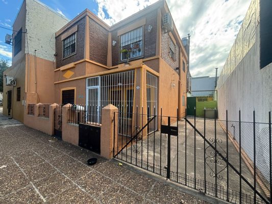 Sale Penthouse 2?bedroom with Patio Ground Floor