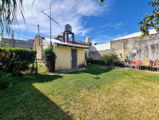Olivos Lot for Sale 220 square meters Great Potential