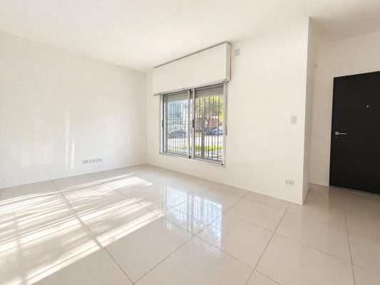 House for sale 3 rooms with garage PB Olivos