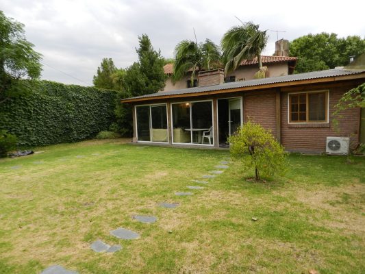 Venta Casa 4 Amb En Beccar Con Jardin Apto Crédito