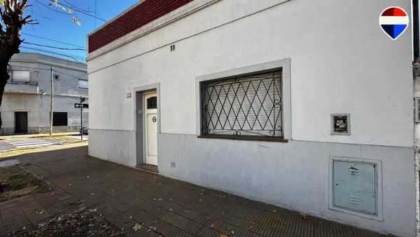 3-Room PH for Sale with Parking, Front-Facing, Villa Martelli