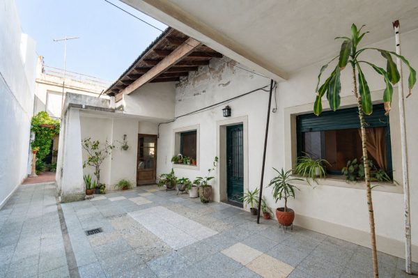 PH en venta a reciclar 2 dormit patios Lavadero