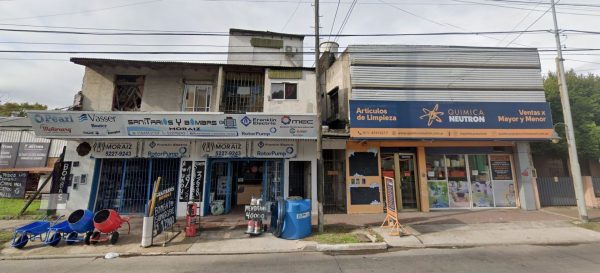 Land Sale with Commercial Spaces and Apartments in Torcuato