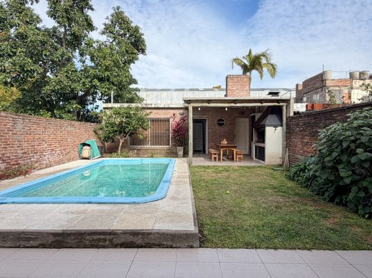 Casa 5 Ambientes Boulogne Pileta