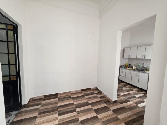 Alquiler Ph Tipo Casa Al Frente. 4 Amb. Olivos