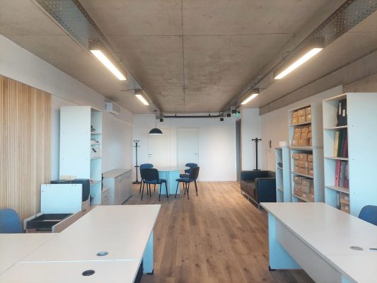 Brand New High Floor Office For Rent