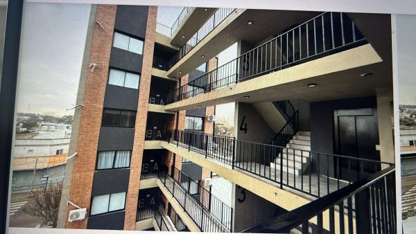 Venta Departamento 2 ambientes con cochera enTigre
