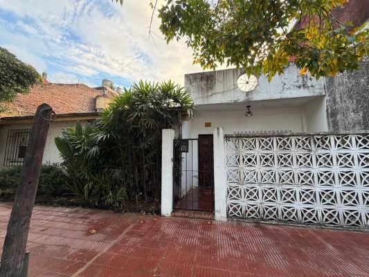 SALE 2-BEDROOM PENTHOUSE 75 m2 FRONT VICTORIA