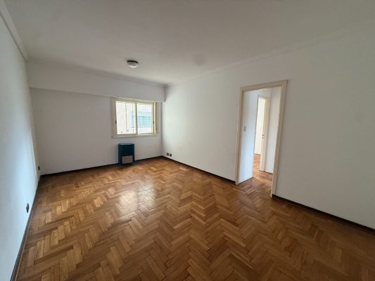 Sale Apartment 3-Room Spacious In Vicente Lopez