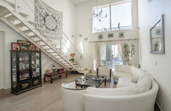 Venta Duplex Florida Cochera Amenities 4 Ambientes