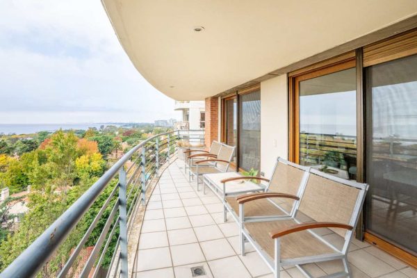 Departamento 6 ambientes, 4 cocheras VISTA AL RIO