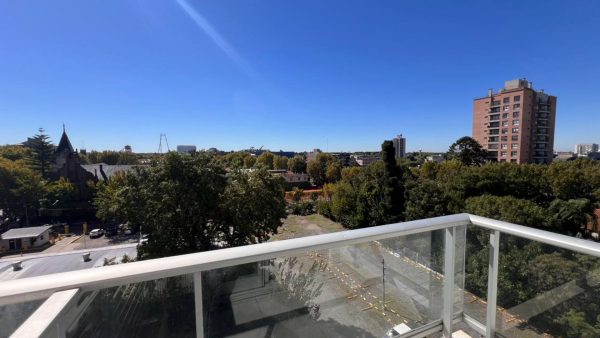 Tres Ambientes Con Cochera Puro Sol Tigre Centro