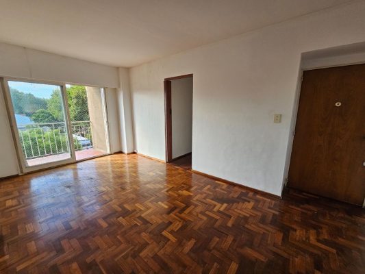 Venta Departamento 3 Ambientes Con Balcón Florida