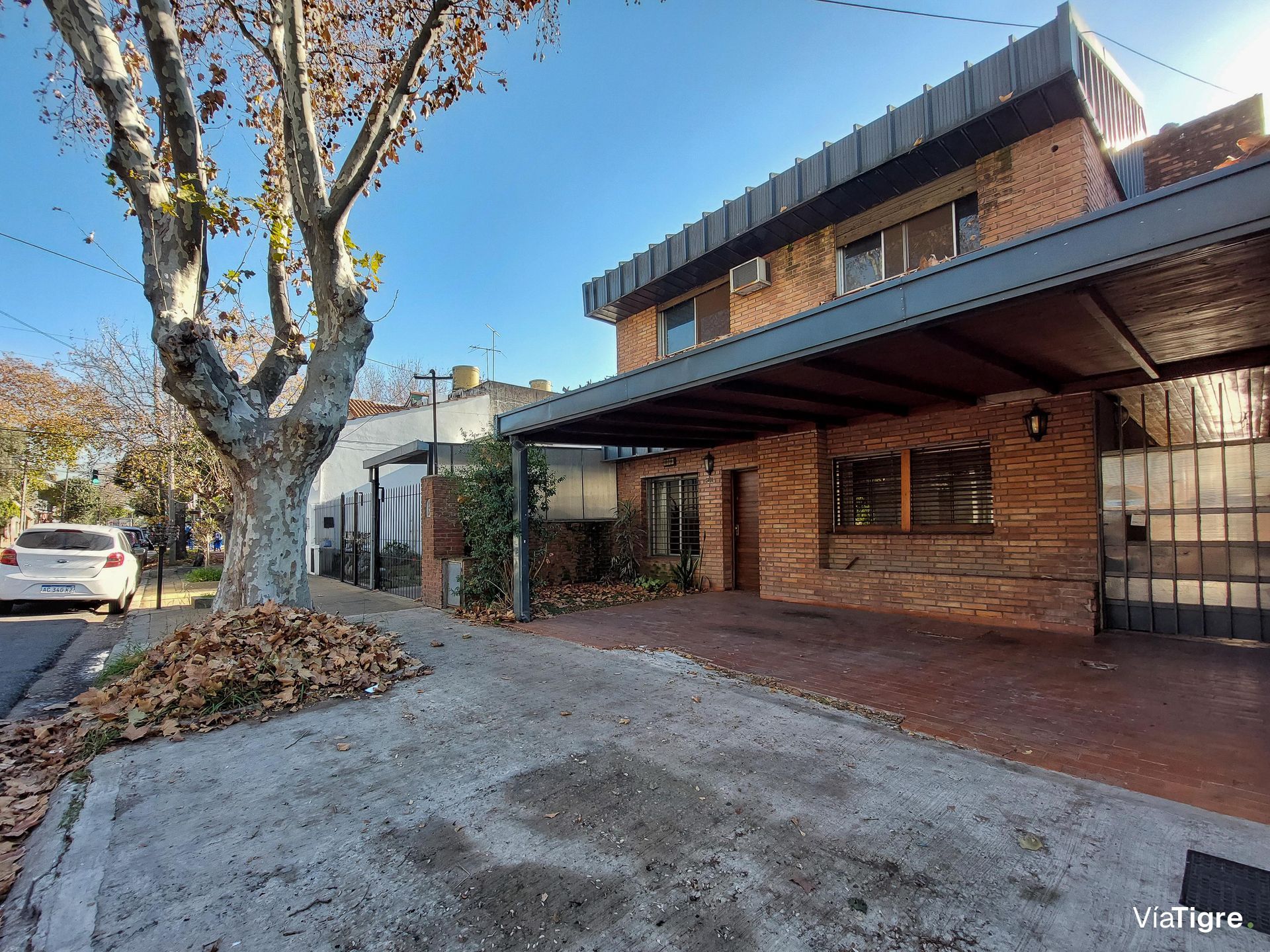 House for Sale, 4 Rooms, Lot 299 m²