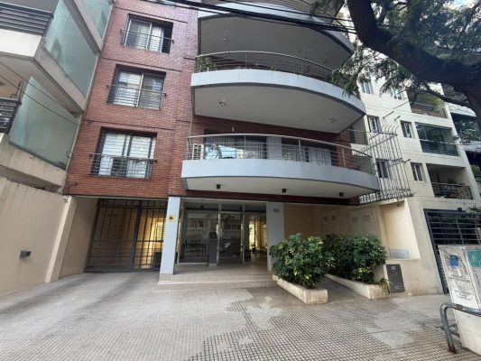 3-Bedroom Apartment with Parking Isla de Olivos