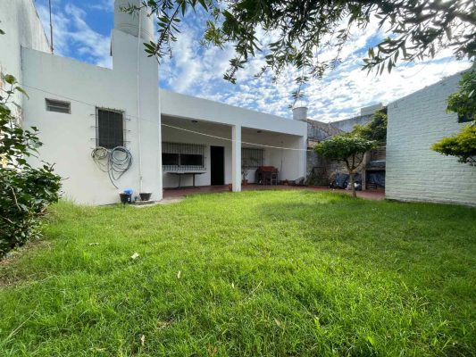 3-Room House with Parking, Garden, Grill and Laundry Room