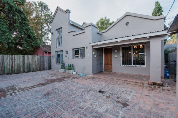 Venta casa 5 ambientes Don Torcuato