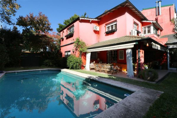 House For Sale San Isidro 4 Bedroom, 2 Garage, Pool