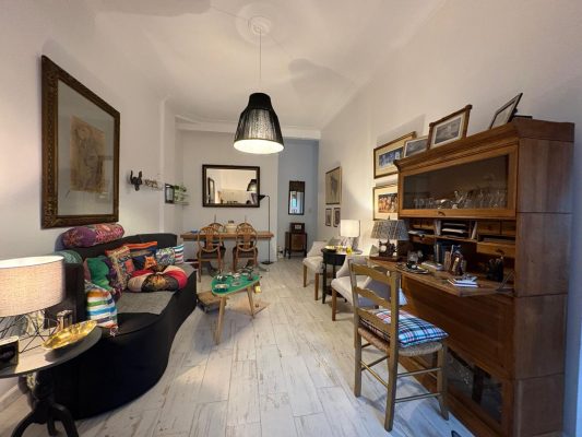 For Sale 3-Room Apartment with Patio in Martinez