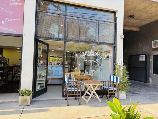 For Rent Commercial Space with Parking