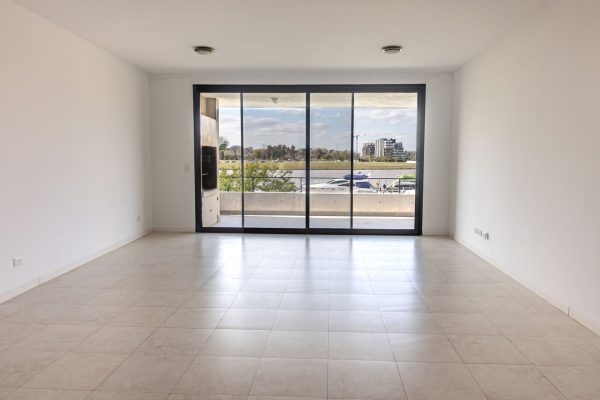 Departamento 4 amb.c/ 2 cochera y amarra-El Yacht