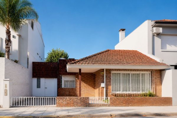 Sale House 3-bedroom Garden/BBQ Vicente Lopez