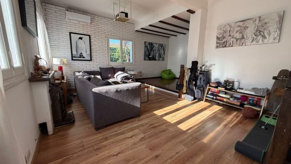 Alquiler de Amplia Casa 5 Ambientes San Isidro
