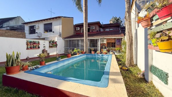 House for Sale 5 Rooms Mortgage Eligible Exchange Multifamily