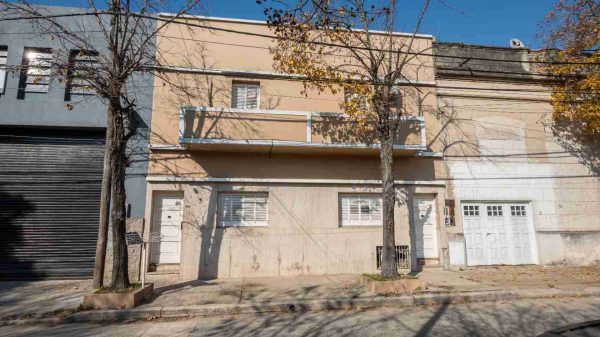 Casa + Depto Multifamiliar - Venta - San Fernando