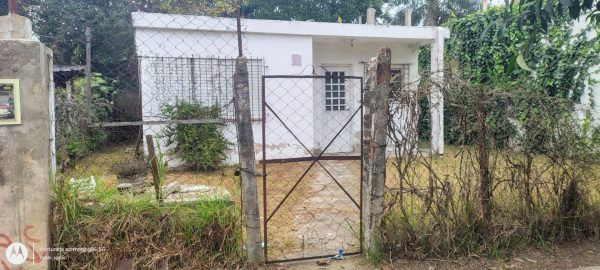 Lote con casa a refaccionar o demoler en Benavidez