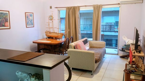 2-Room Apartment for Rent in Tigre with Parking and Amenities