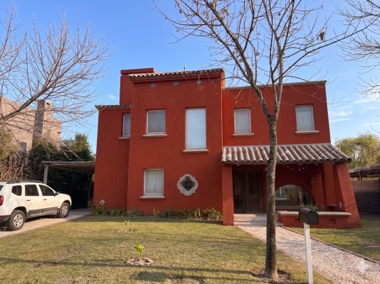 House for Rent - Santa Bárbara - Pool