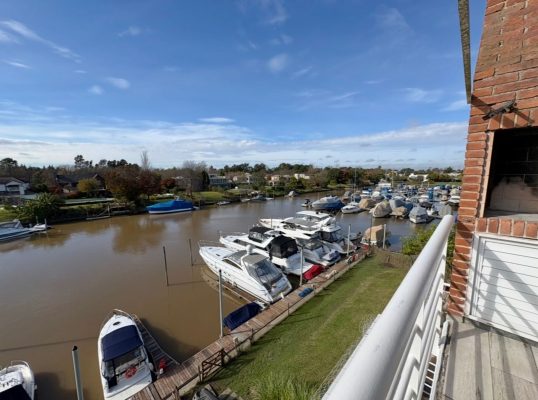 Rental Apartment 3 Rooms + Service Quarter 2 Parking Spaces River View