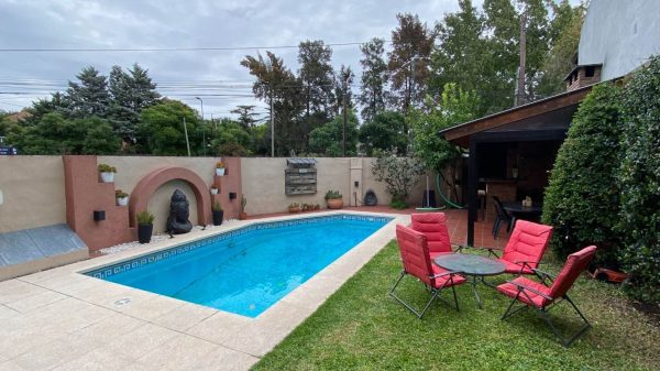 House for sale, 6 rooms, garden, pool, garage, San Isidro