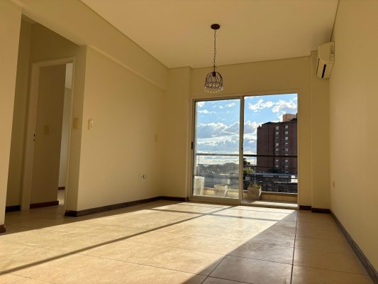 Apartment for Sale, 2 Rooms in Tigre with Balcony