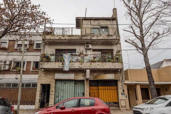 House For Sale Multi-Family In Two Units In Olivos