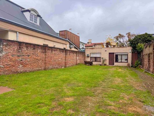 Casa 4 Amb en lindisimo terreno 320mts