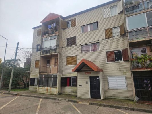 4-Room Apartment for Sale in Victoria