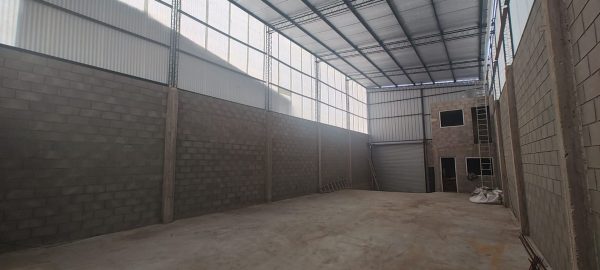 GALPON de 300m2 a estrenar San Fernando
