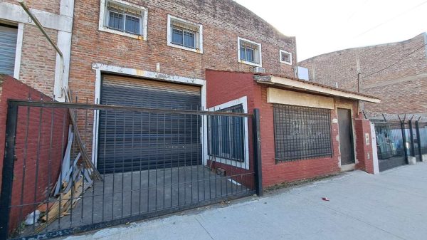 Deposito, Galpón de 450m2 en Victoria
