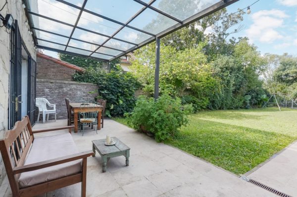 Venta Casa 5 Amb en Martínez con Jardin y Pileta