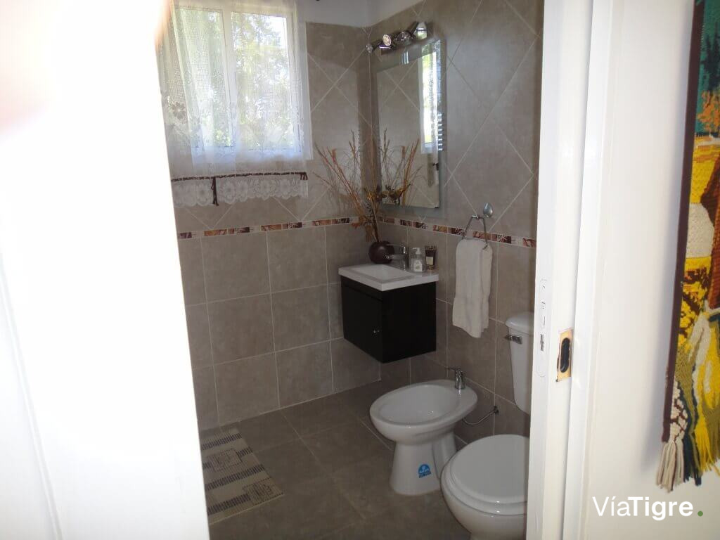 Casa Principal - Primer Baño