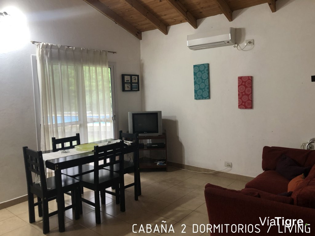 cabaña dos dormitorios - living