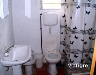 Cabaña Amambay Baño